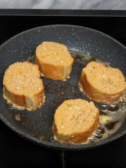 French Toast in a frying pan