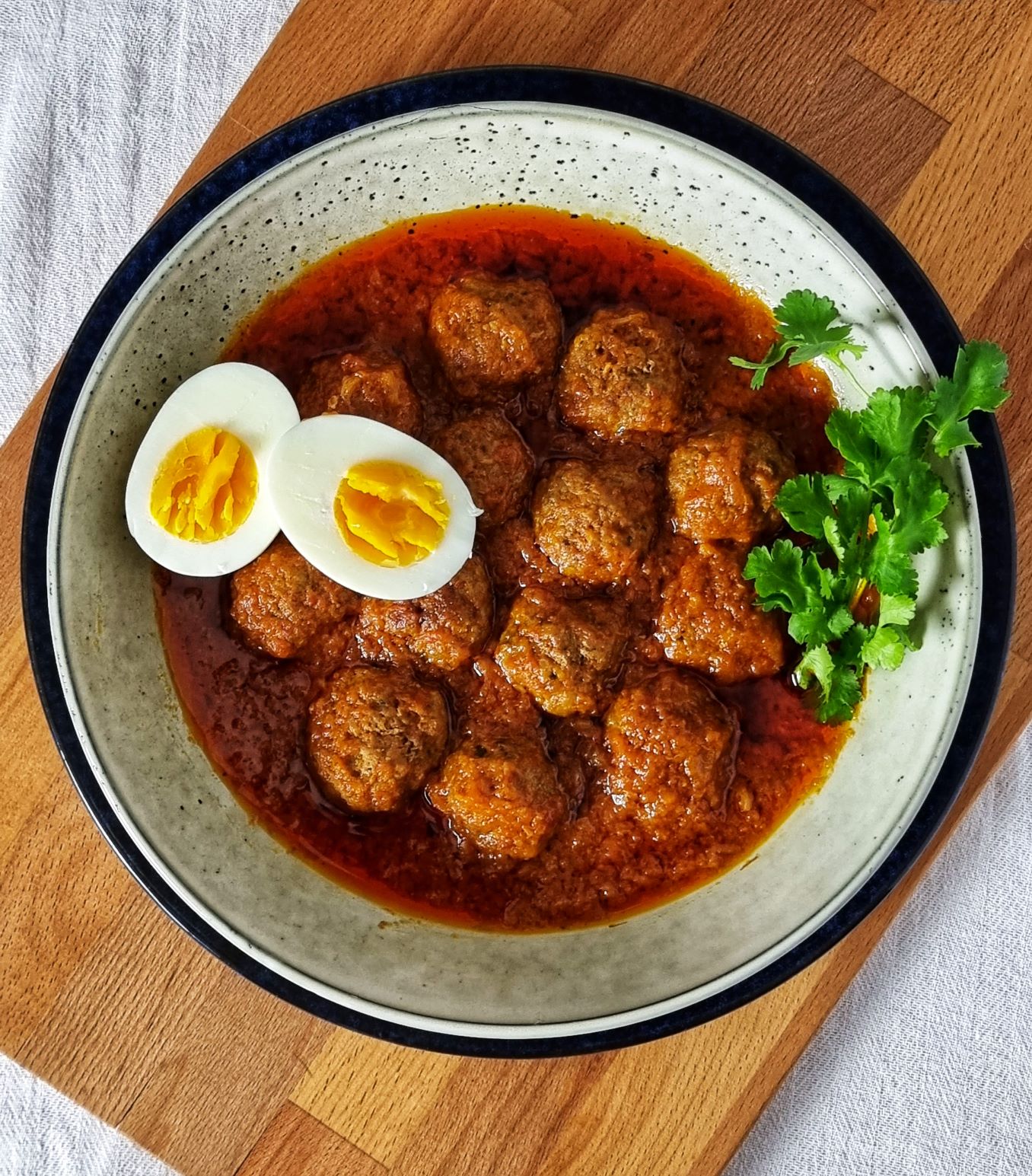 Pakistani style Meatball curry recipe