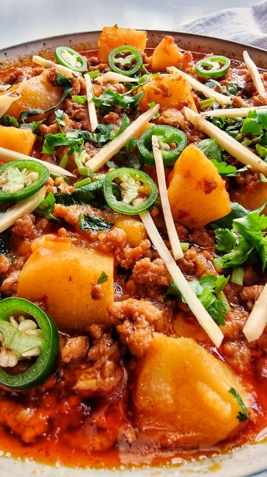 Authentic Aloo Keema (Mincemeat and Potato Curry)