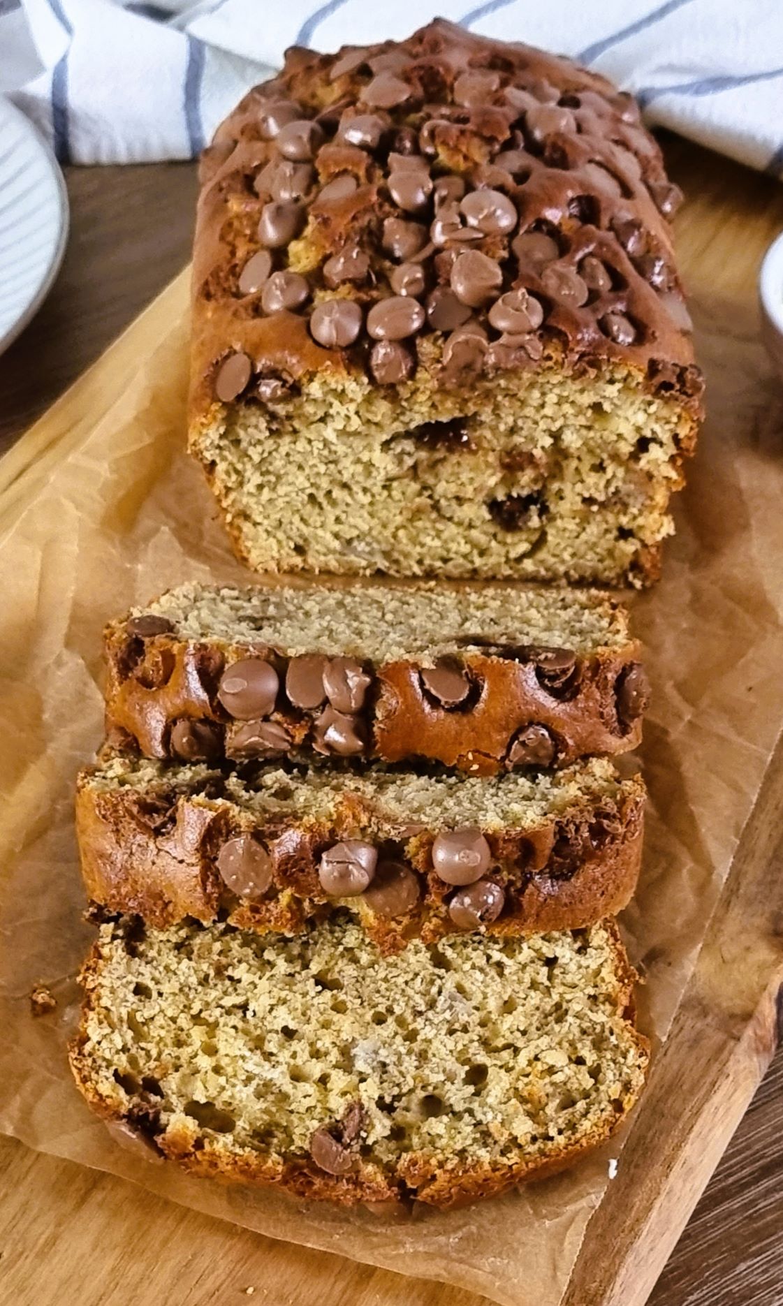 CHOCOLATE CHIP BANANA BREAD