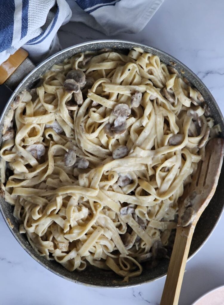 Chicken in alfredo sauce