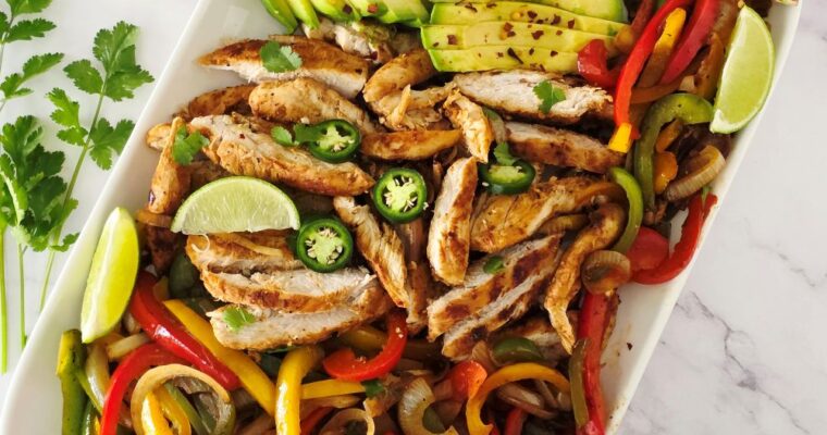 Easy Chicken Fajitas – 30 Minute Meal