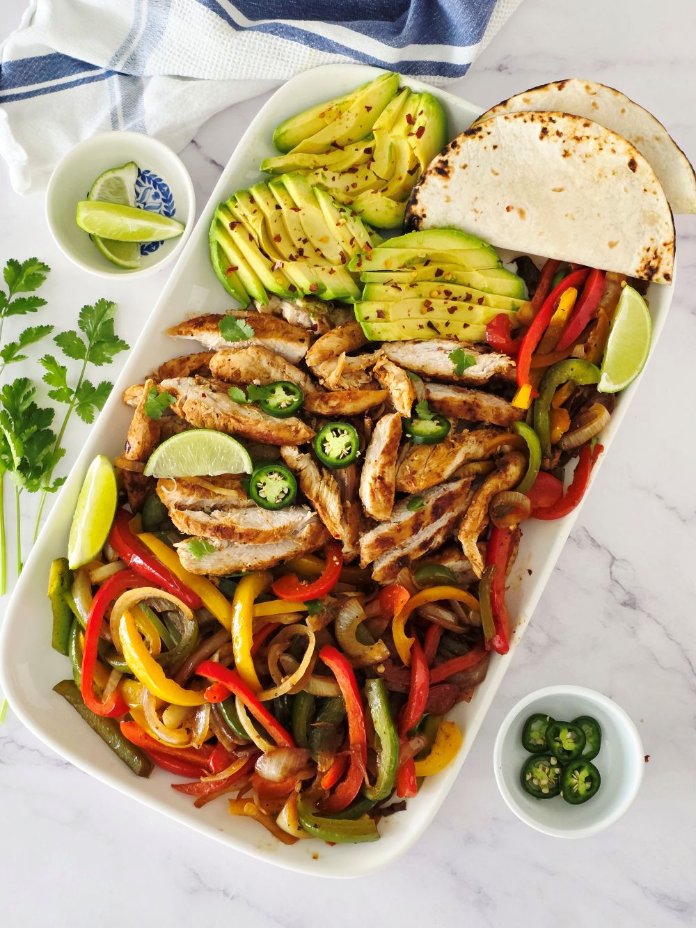 Easy Chicken Fajitas – 30 Minute Meal
