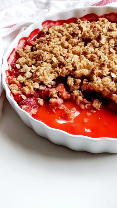 Strawberry Crumble