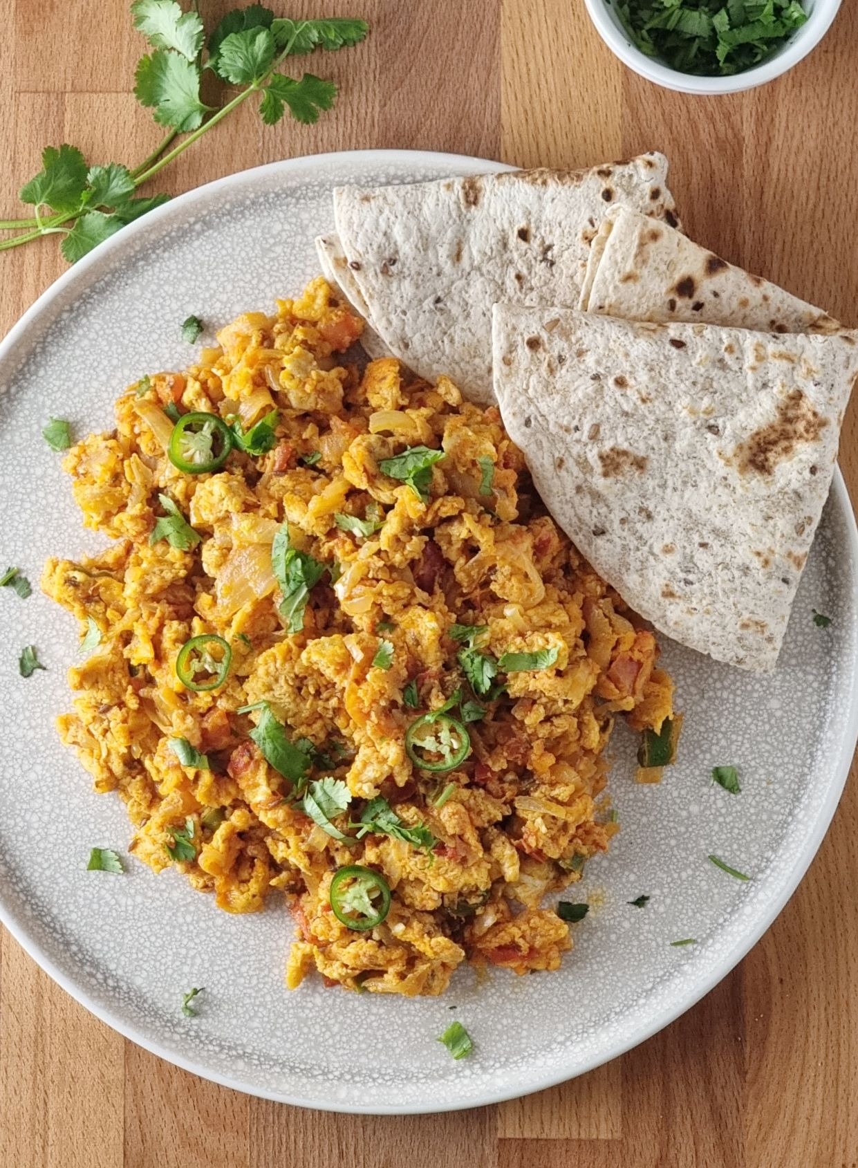 spiced scrambled eggs