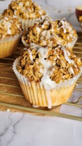 Apple Crumble Muffins