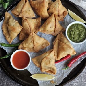 Punjabi Samosa - Pastry filled with spiced potatoes